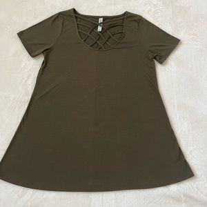 Zenana Premium boutique brand, size Large army green top with lattice neckline